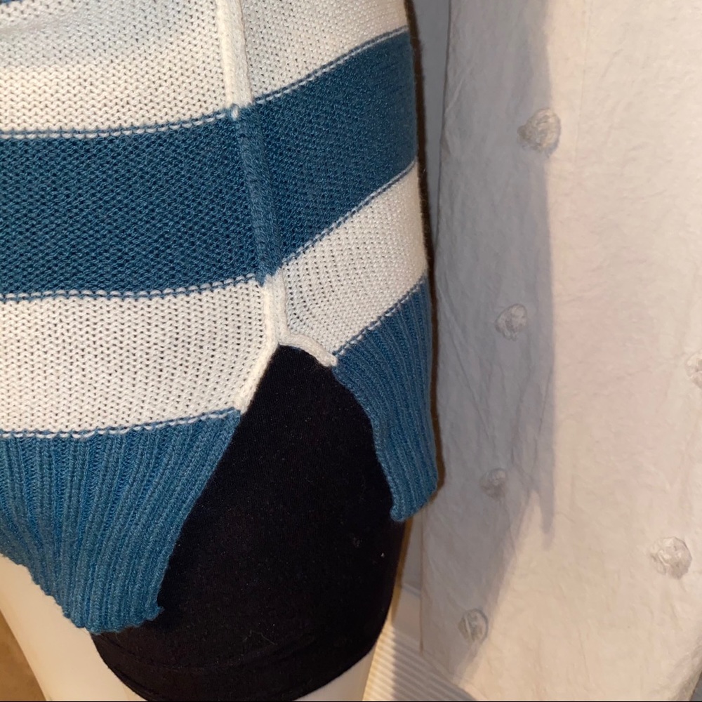 Striped sweater - Picture 3 of 5